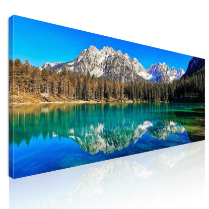 Quadro Montagne Lago Mozzafiato Con Acque Riflettenti Circondato Da Maestose Vette Montuose mow2 quadro stampato su tela